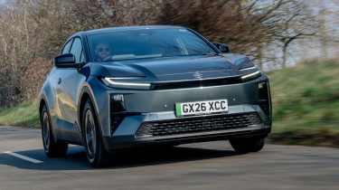 Toyota CH-R+ - front