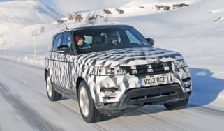 Range Rover Sport front tracking