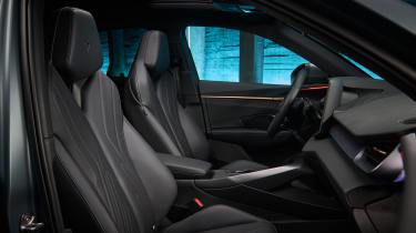 Cupra Terramar - front seats