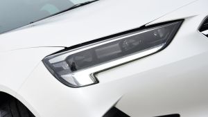 Vauxhall Insignia - headlight