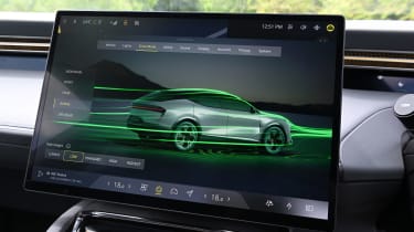 Lotus Eletre - screen