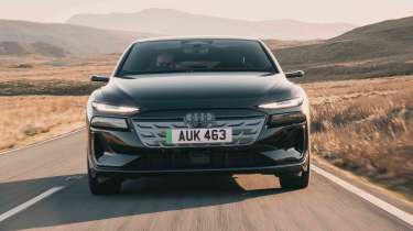 Audi A6 e-tron - front tracking