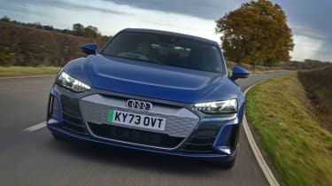Audi e-tron GT quattro – front full width