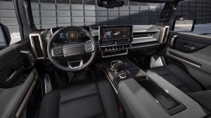 Hummer EV GMC - interior