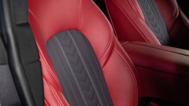 Maserati Levante GranLusso - seats