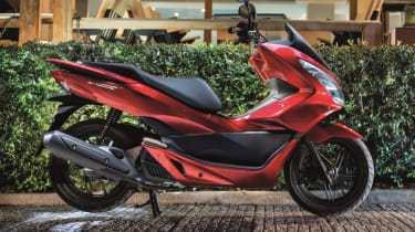 Honda PCX 125 review - red side profile