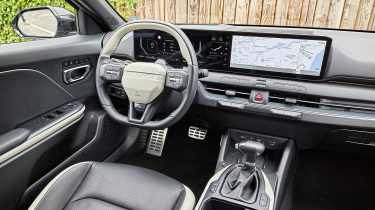 Kia K4 Sportswagon - interior