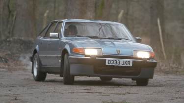 Rover SD1 (1976-1986) icon - Front 3/4 while turning right driving