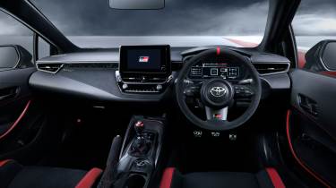 Toyota GRMN Corolla - dashboard