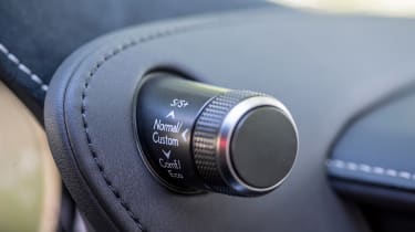 Lexus LC 500 - control