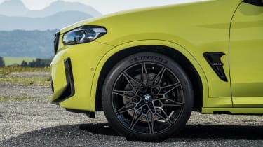 BMW X4 Competition - wheel