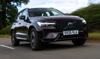 Volvo XC60 B5 facelift - front tracking