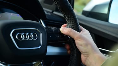 Audi SQ5 long termer first report - steering wheel controls