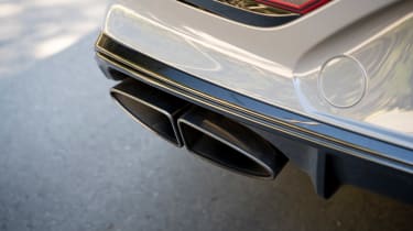 Bentley Bentayga V8 S - exhausts