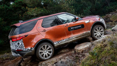 Land Rover Discovery prototype - rear uphill