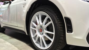 abarth 124 spider rally tribute alloy wheel