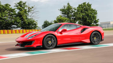 Ferrari 488 Pista - side track