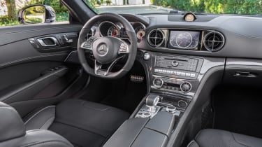 Mercedes SL facelift 2015 interior
