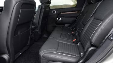 Land Rover Discovery - rear seats