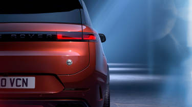 Range Rover Sport SV Carbon - rear profile