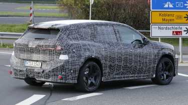 BMW iX3 M - rear cornering