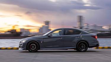 Nissan Skyline Nismo - side action