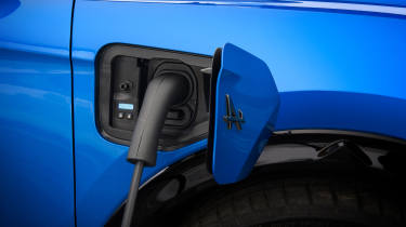 A110 won&#039;t be the first plug-in Alpine, that&#039;s this A390