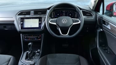 Volkswagen Tiguan Allspace - dash