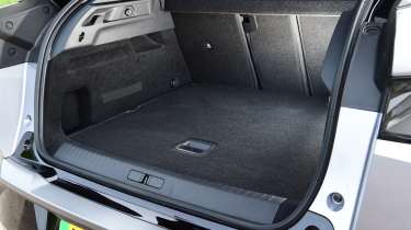 Peugeot E-3008 - brod