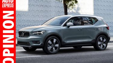 Volvo XC40 - front quarter action