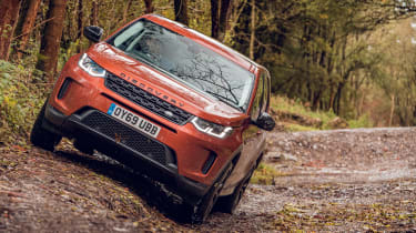 Land Rover Discovery Sport off-road lean