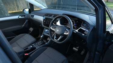 Volkswagen Touran - interior