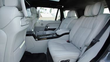 Range Rover LWB 2014 rear seats