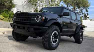 Ford Bronco - front static