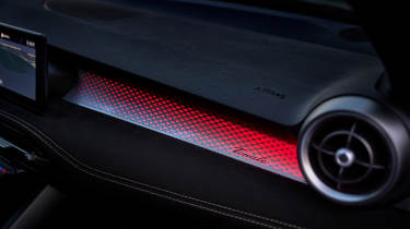 Alfa Romeo Tonale - trim