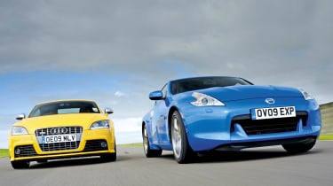Nissan 370Z vs Audi TTS