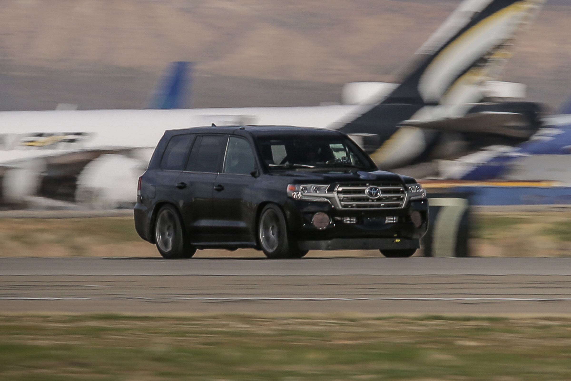 Toyota Land Speed Cruiser hits 230mph to become world's fastest SUV ...