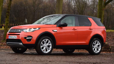 Land Rover Discovery Sport - front quarter