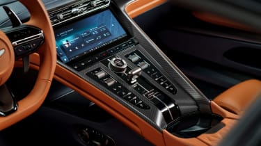 Aston Martin DB12 - centre console