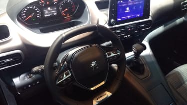 Peugeot Rifter - interior