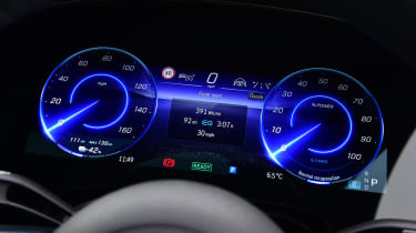 Mercedes EQE SUV - dashboard screen