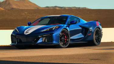 Chevrolet Corvette Grand Sport - blue front 3/4