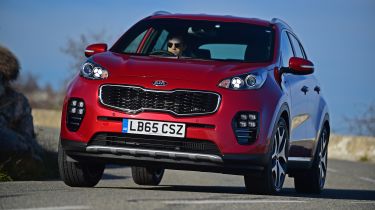 Kia Sportage GT Line 2016 - front cornering