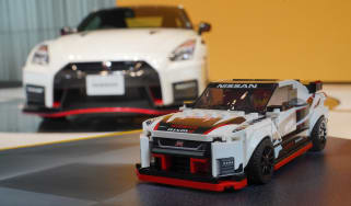 Lego Nissan GT-R NISMO - front