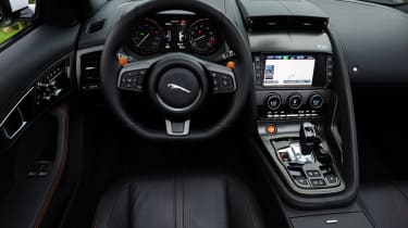 Jaguar F-Type V8S interior