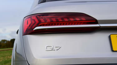 Audi Q7 - taillight