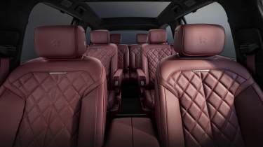 NIO ES8 - seat layout