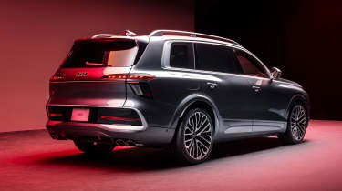 Audi SQ9 - rear