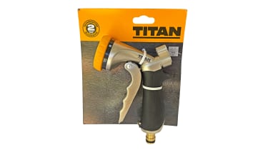Best hose spray guns 2026 - Titan