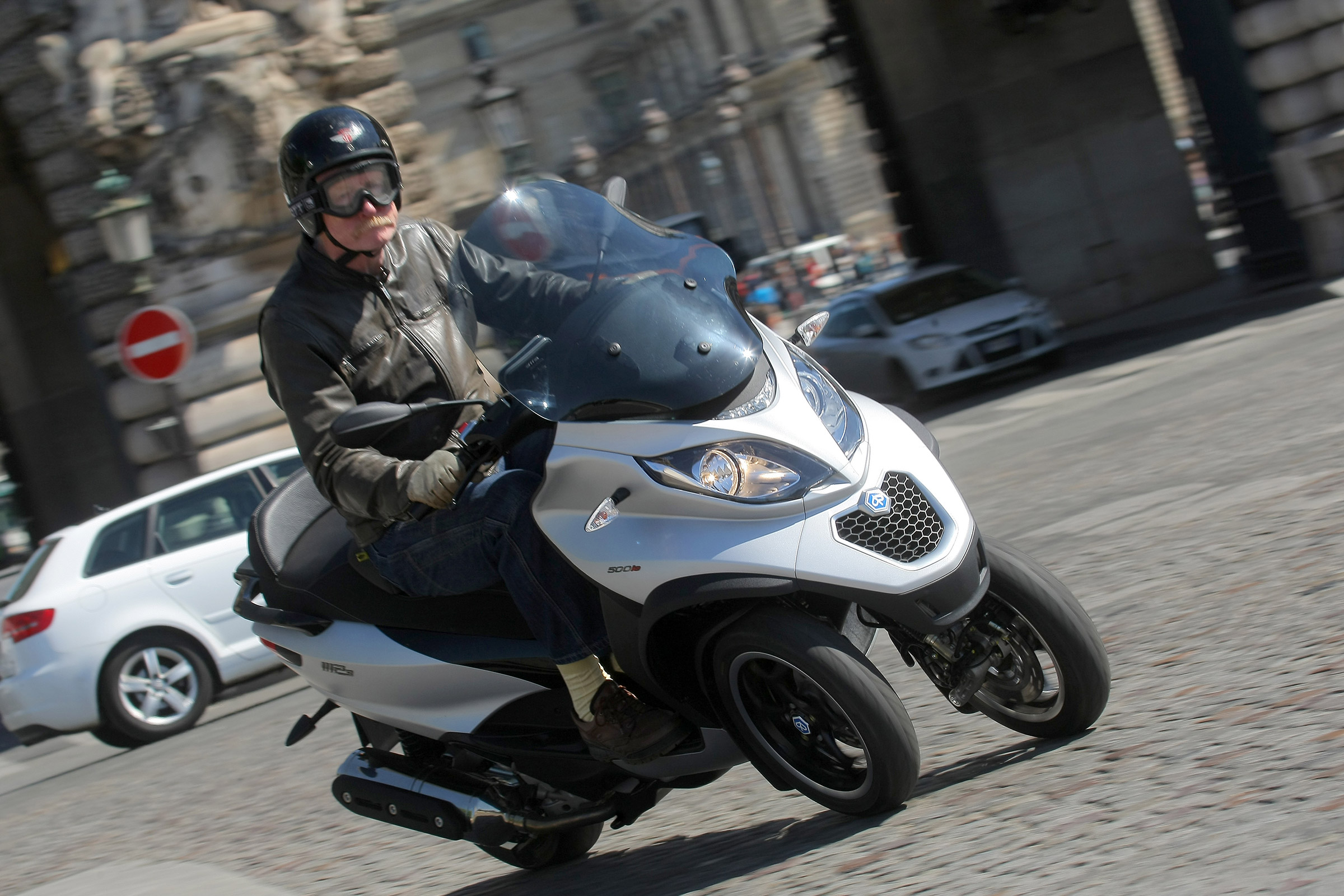 piaggio mp3 125